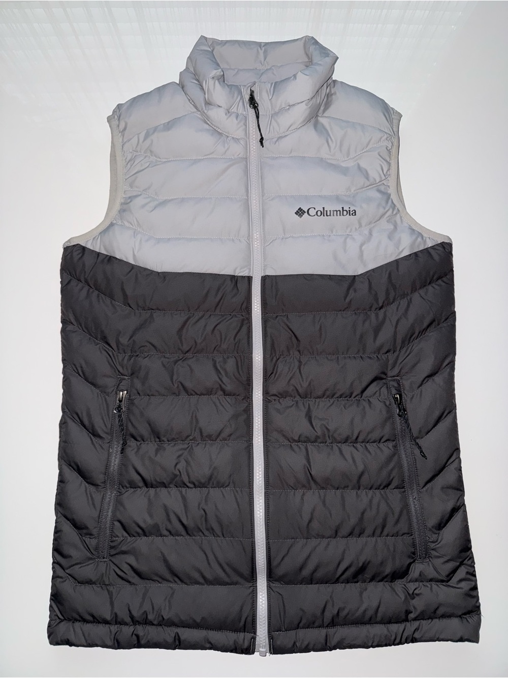 Columbia Women's Two-Tone Puffer Vest in Light Gray and Black